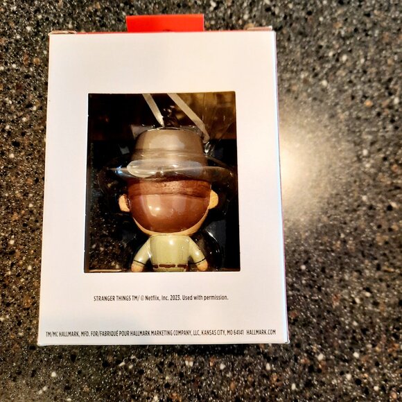 Set of 2 Hallmark 2023 Stranger Things Ornaments, Eleven and Chief Hopper - Picture 6 of 7